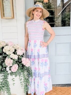 Oliphant Sleeveless Smocked Maxi- Bloom Pink
Bloom-Pink-XS